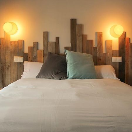 Hostal Royuela ภายนอก รูปภาพ