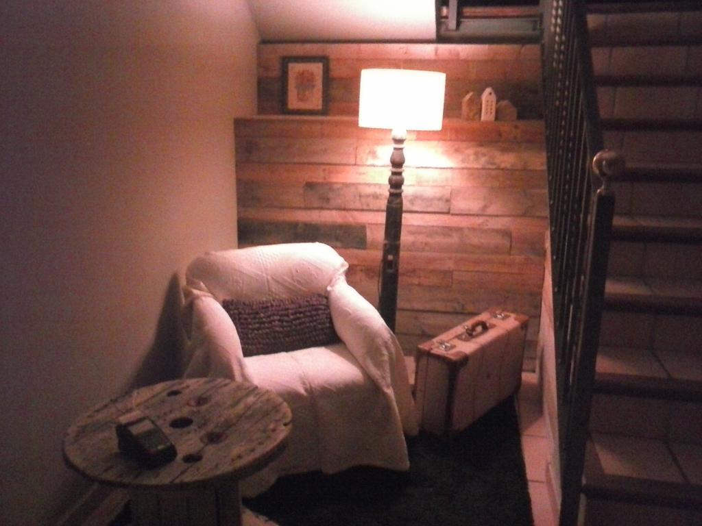 Hostal Royuela ภายนอก รูปภาพ
